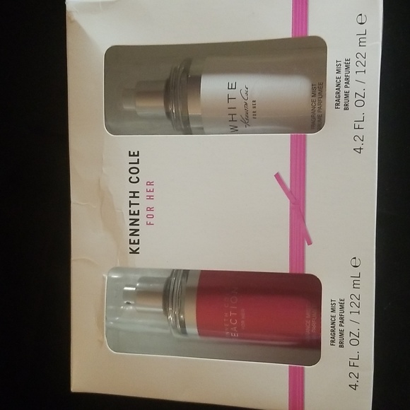Kenneth Cole Reaction for Her fragrance mist gift package - Picture 4 of 12